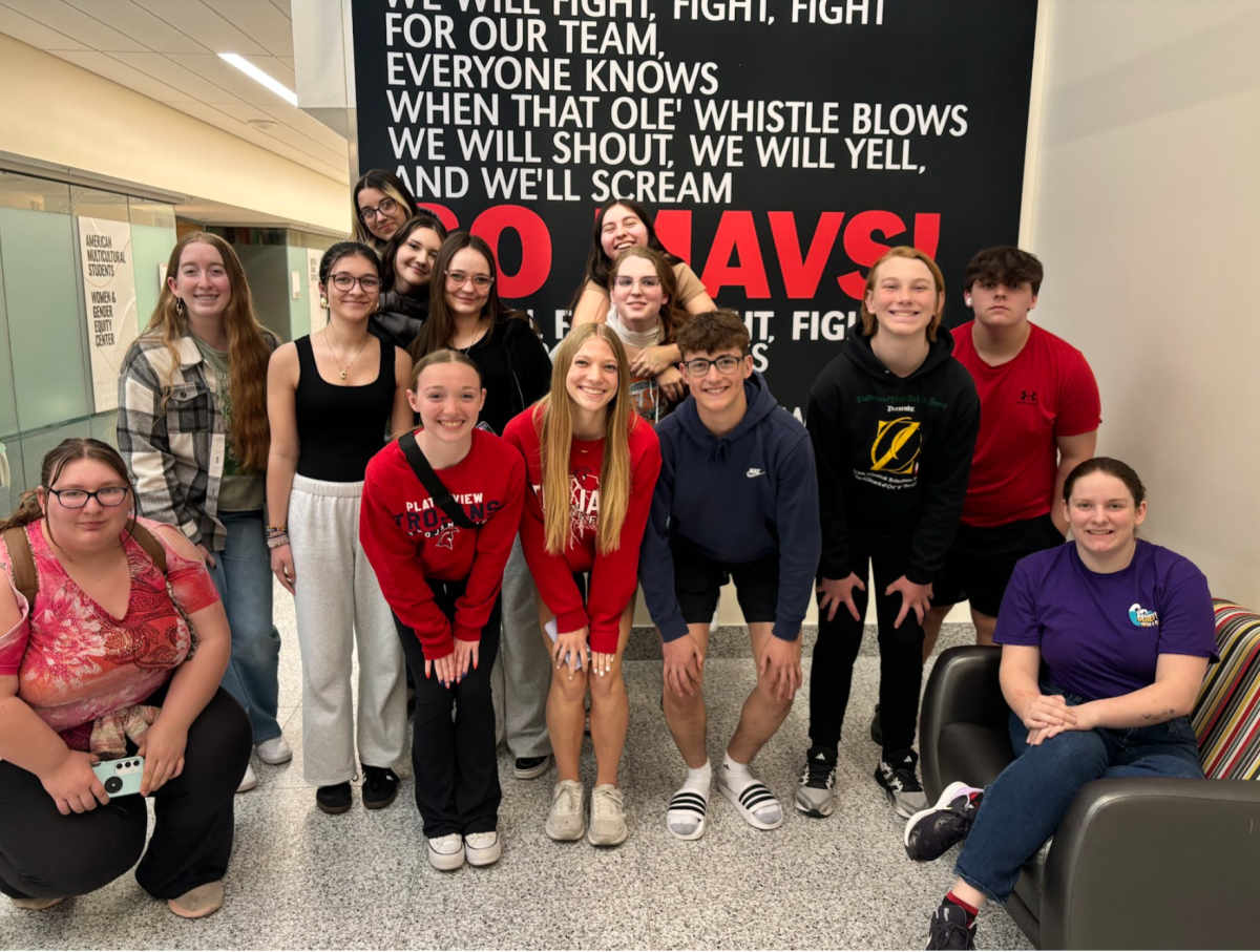 The publications class at UNO for an NSAA-sponsored journalism event.